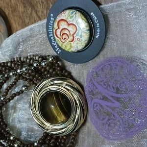 Womans  Bracelet Magnabilities 2 In One NWOT